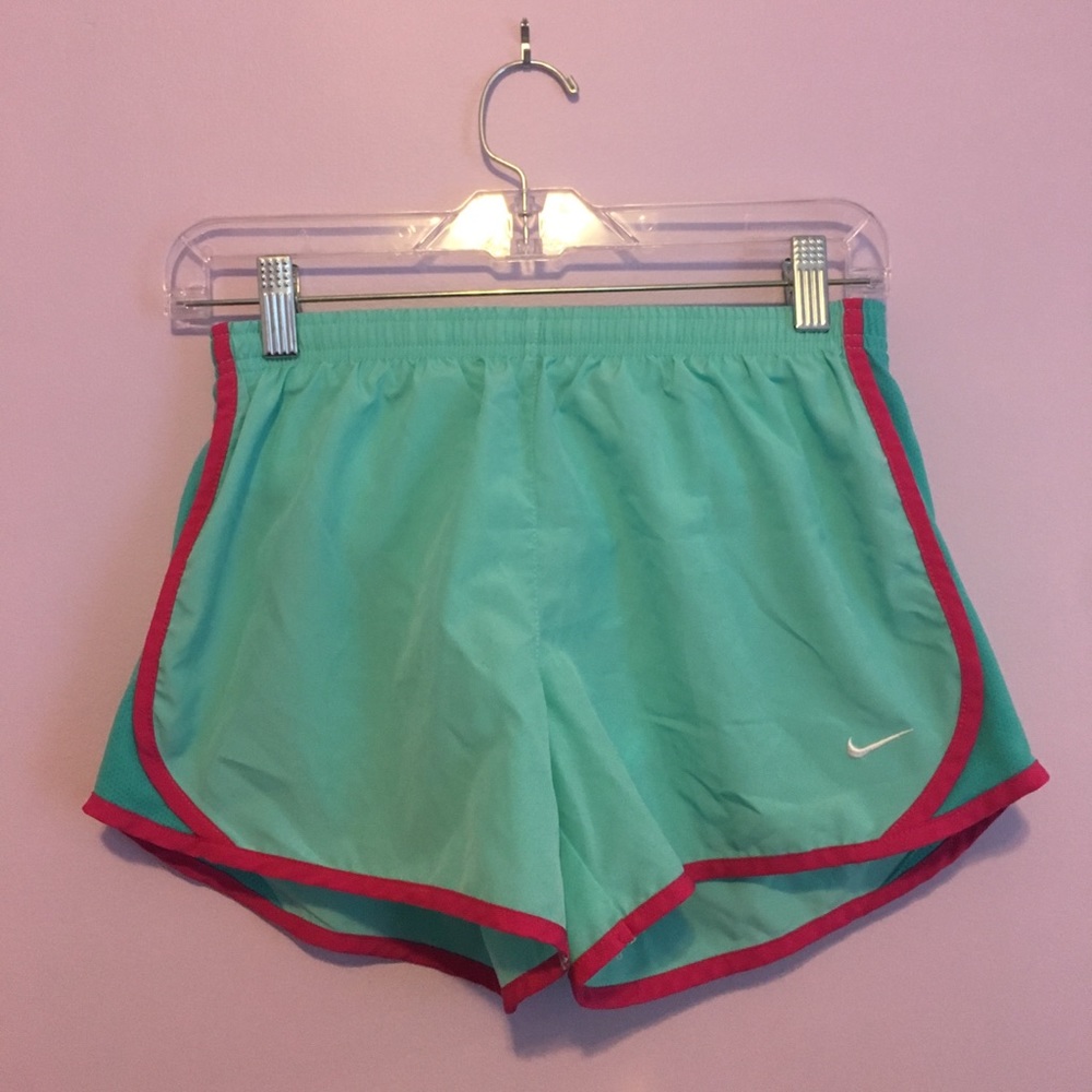NWOT Girls Large Blue Nike Shorts